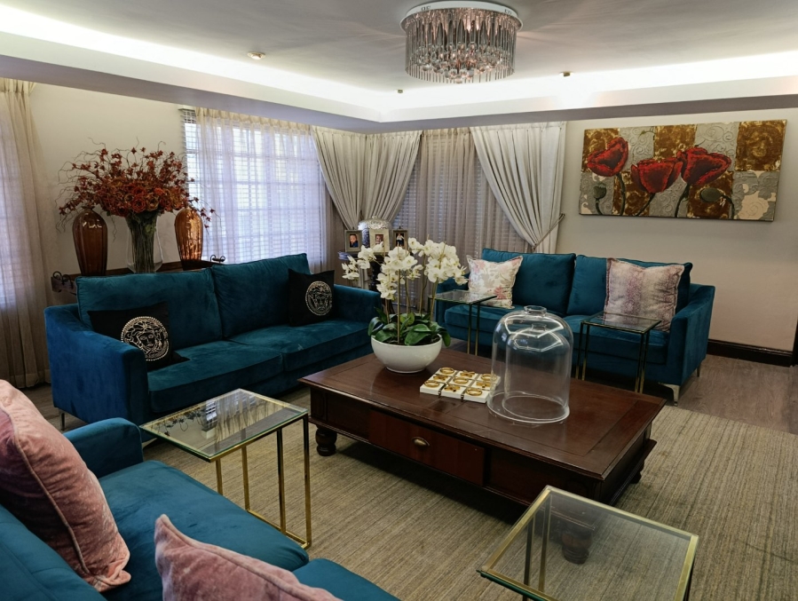 5 Bedroom Property for Sale in Heuwelsig Free State